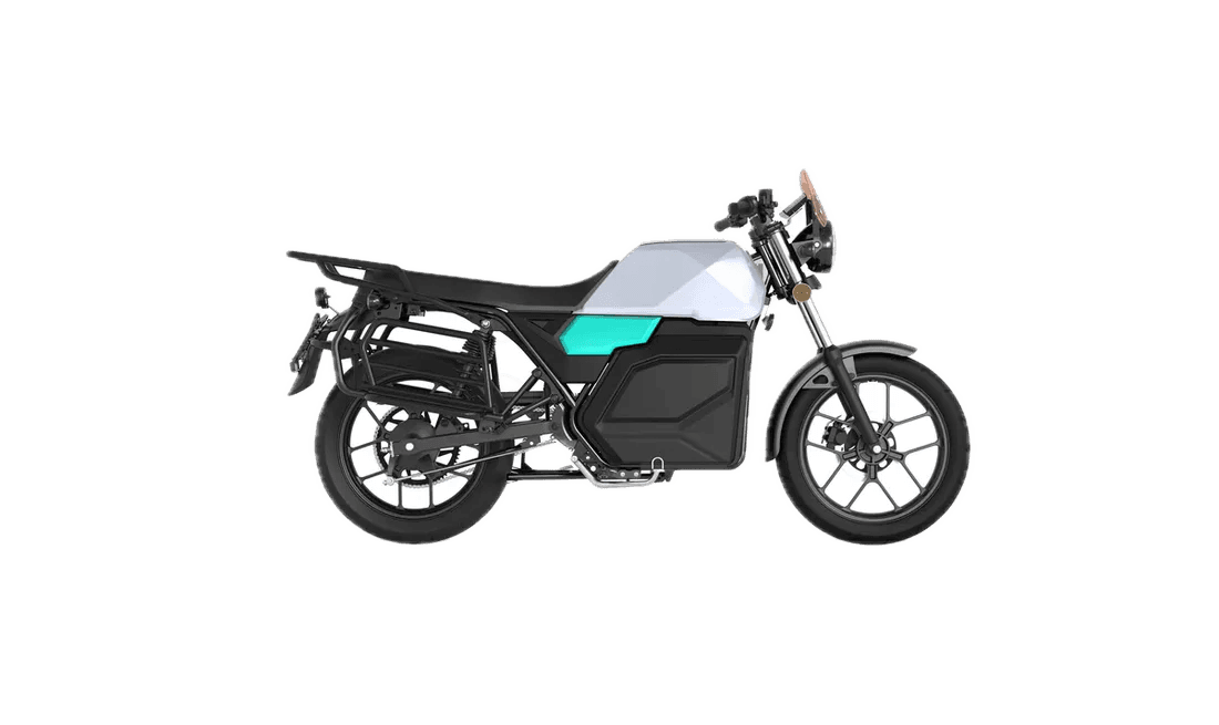 Moto elétrica PARZA M1, vista lateral com bagageiro, flutuando sobre o asfalto